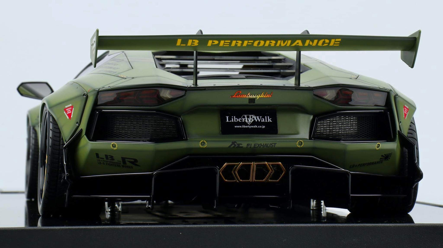 Lamborghini Aventador (Military Green) 1:12 scale