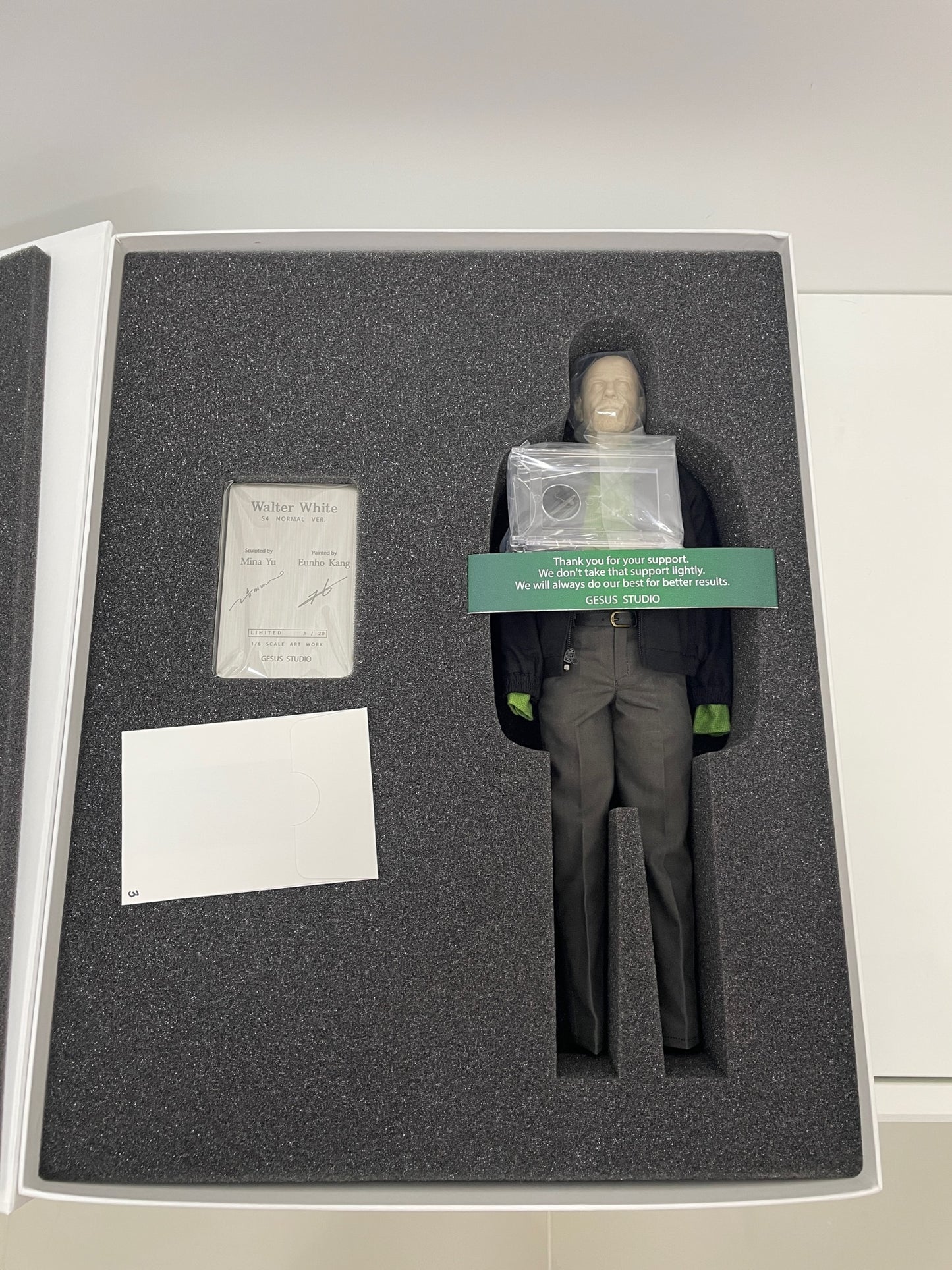 Gesus Studio Unpainted figure 1:6 scale