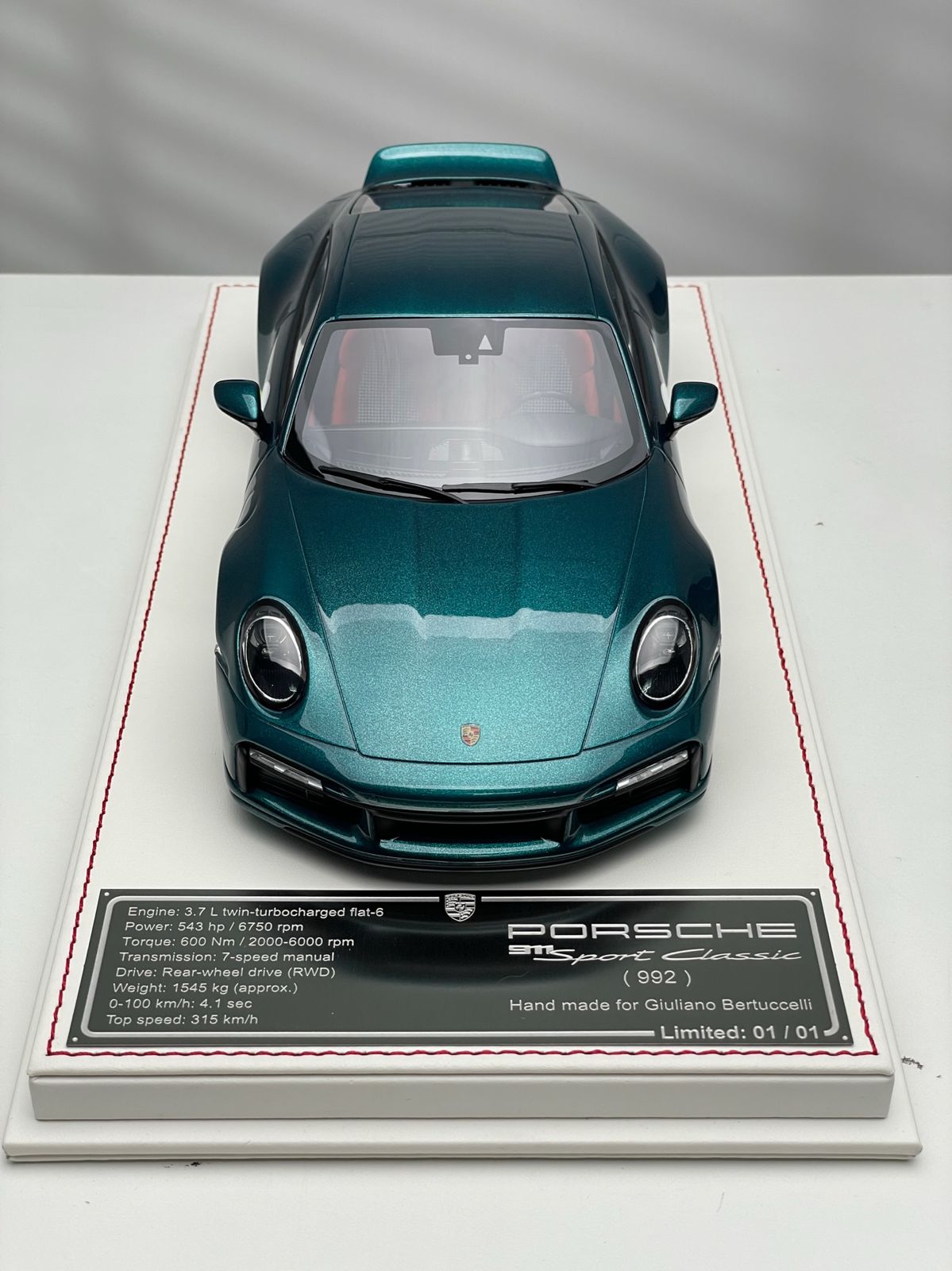 Porsche 911 Sport Classic (Metallic Green)