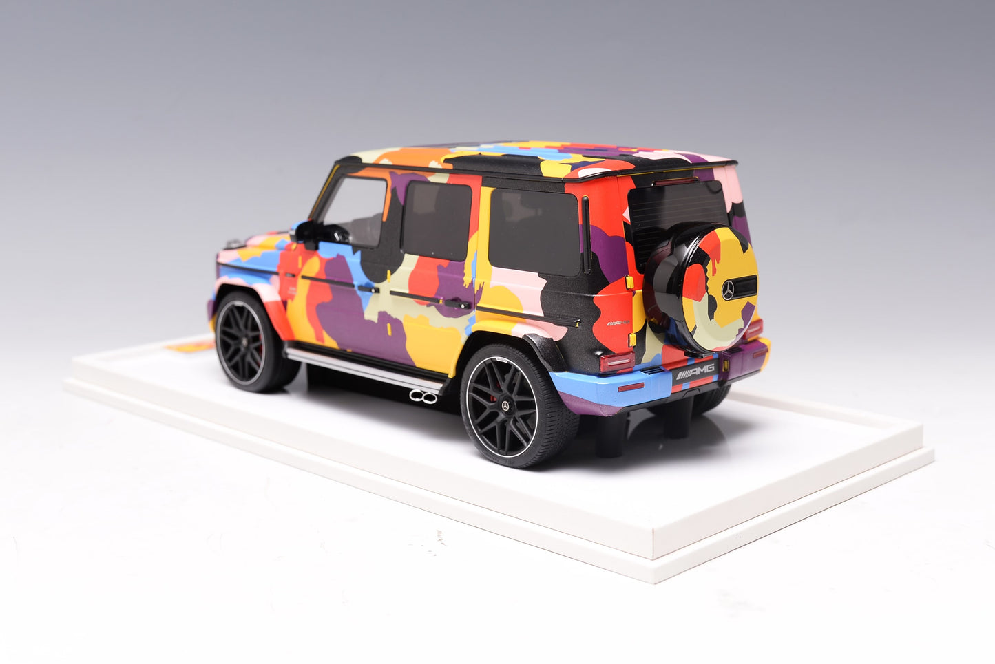 Mercedes-AMG G63 (Leif Podhajsky x Carbon & Rose Edition)