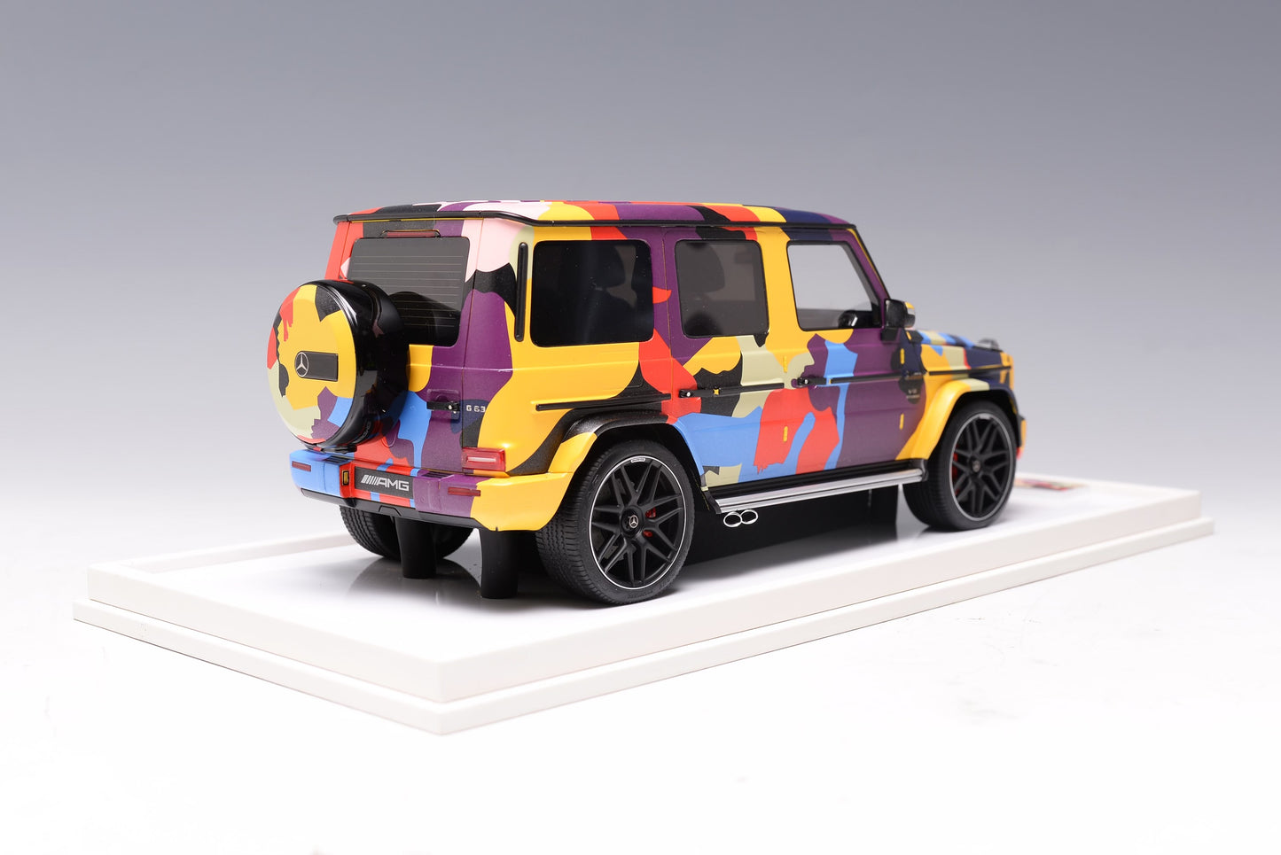 Mercedes-AMG G63 (Leif Podhajsky x Carbon & Rose Edition)