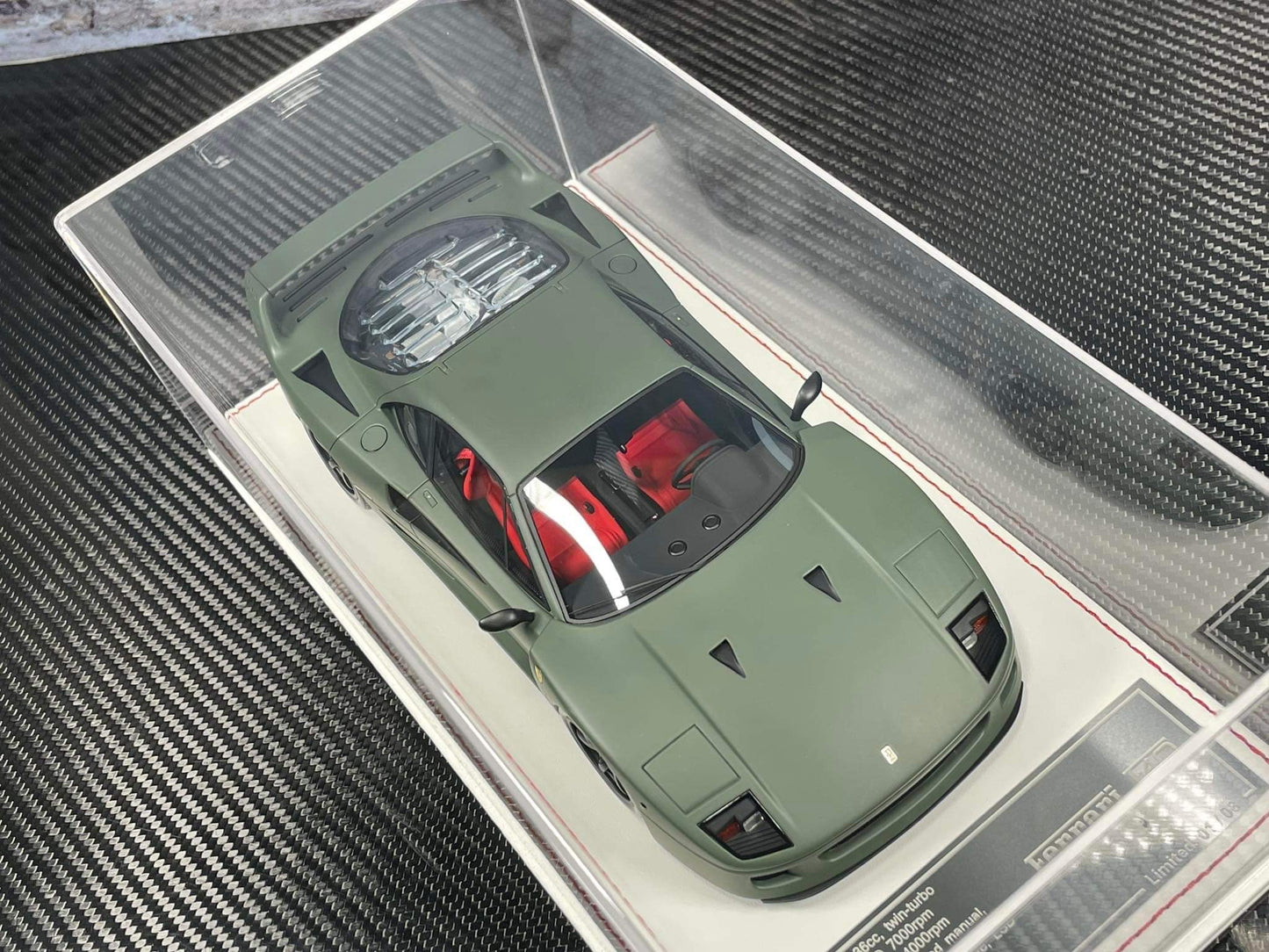 Ferrari F40 (Matt military green) 1:18