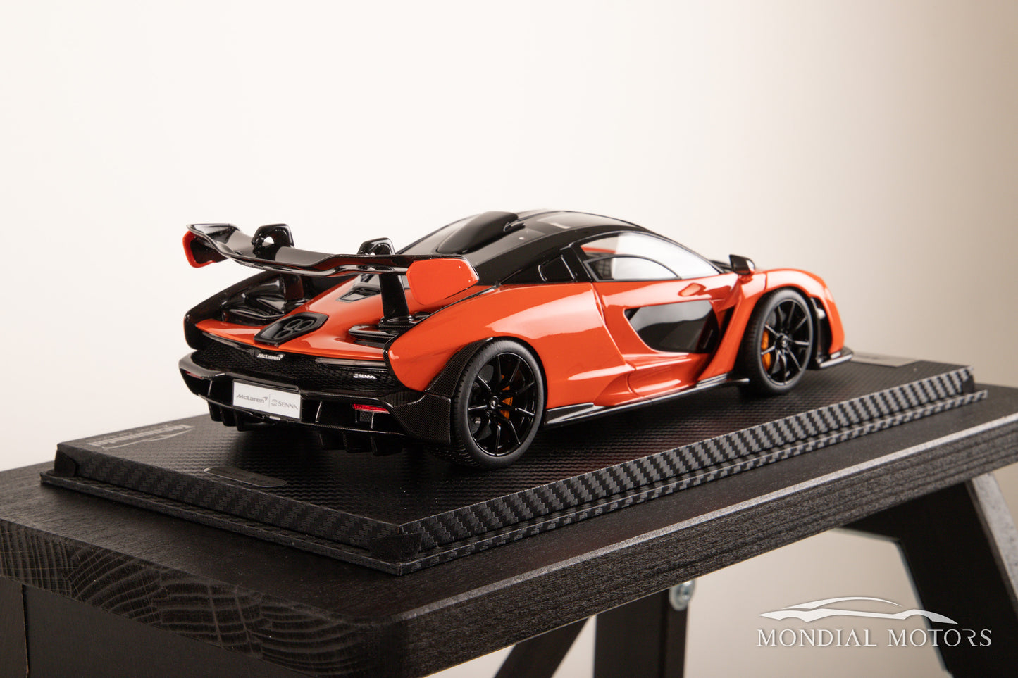 McLaren Senna 1:18