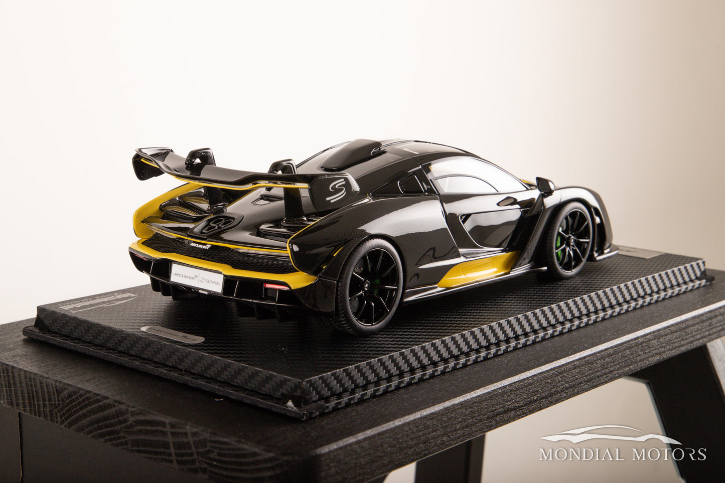 McLaren Senna 1:18