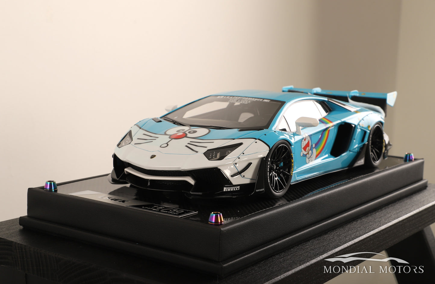 Lamborghini Aventador LBWK (Doraemon) 1:18