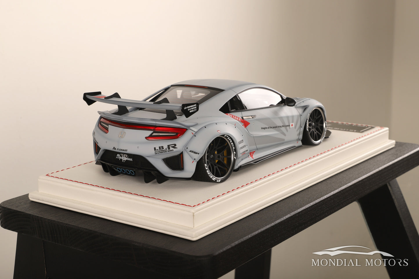 Honda Acura NSX LBWK 1:18