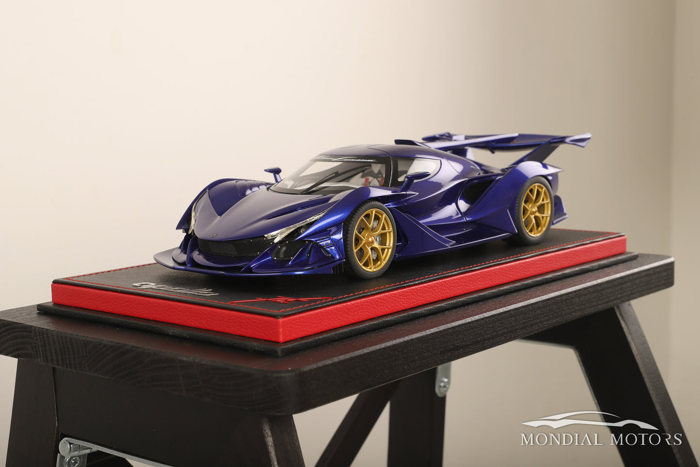 Apollo IE 1:18
