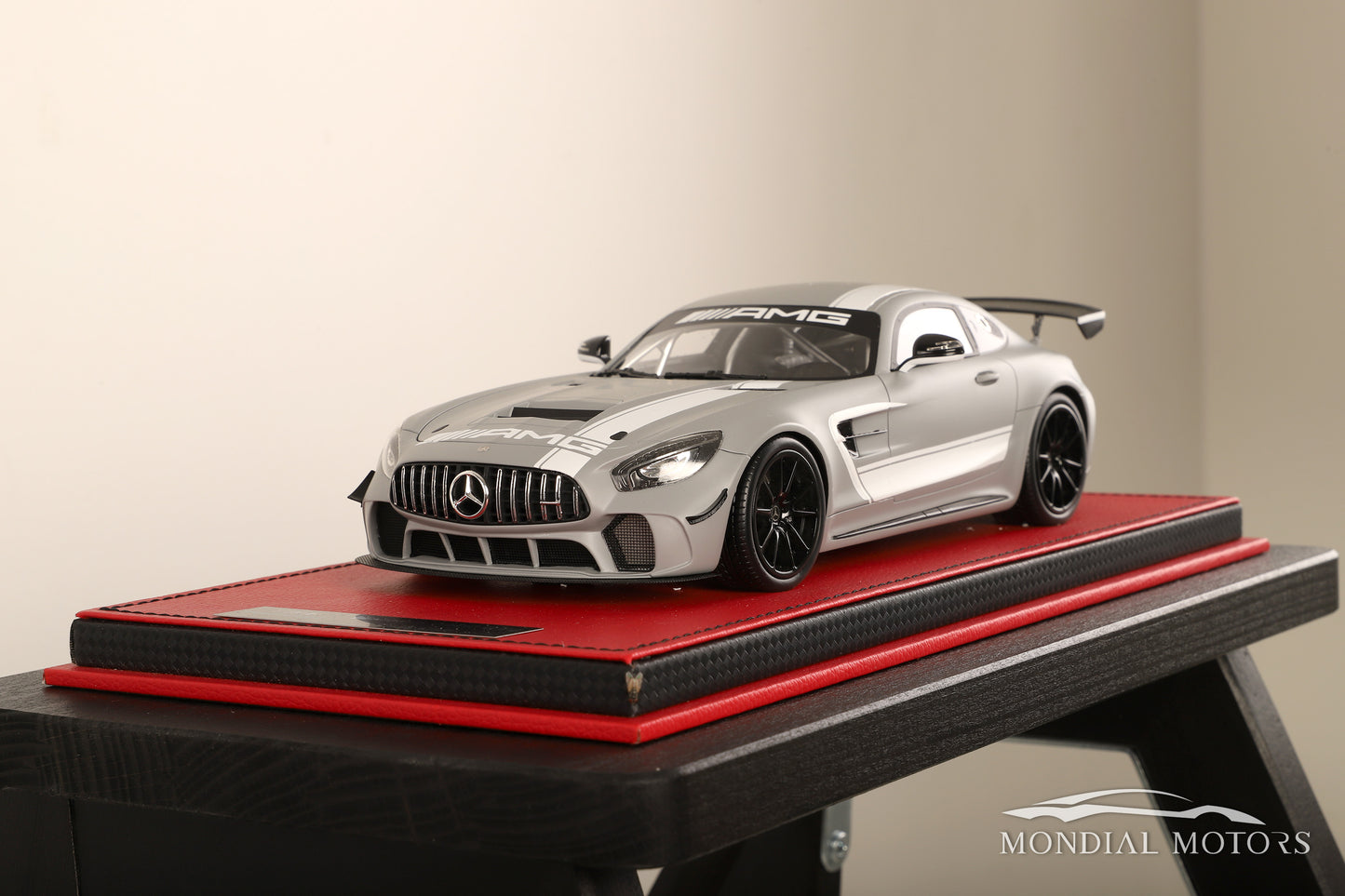 Mercedes-AMG GT4 Test Car 1:18