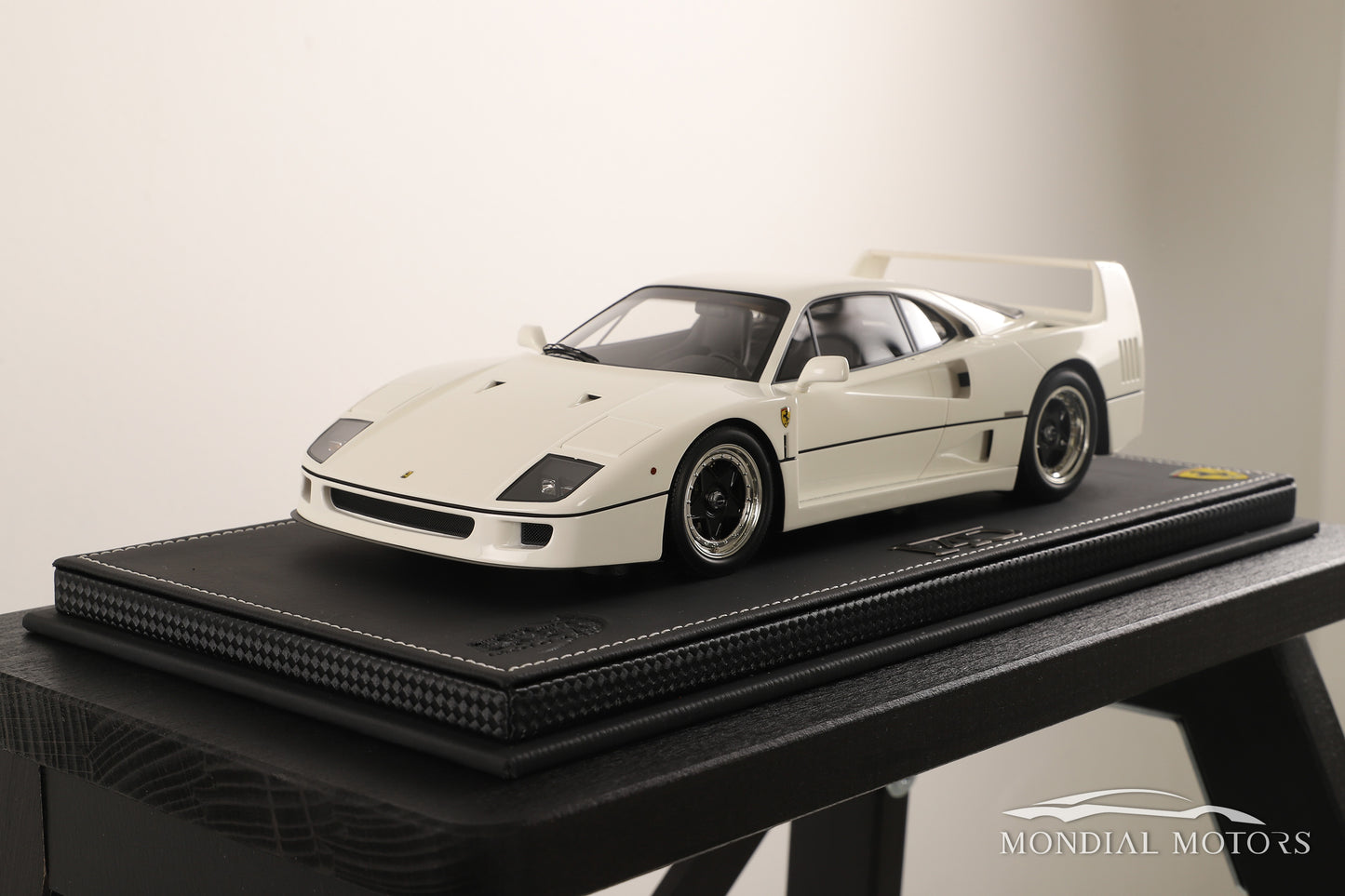 Ferrari F40 1:18
