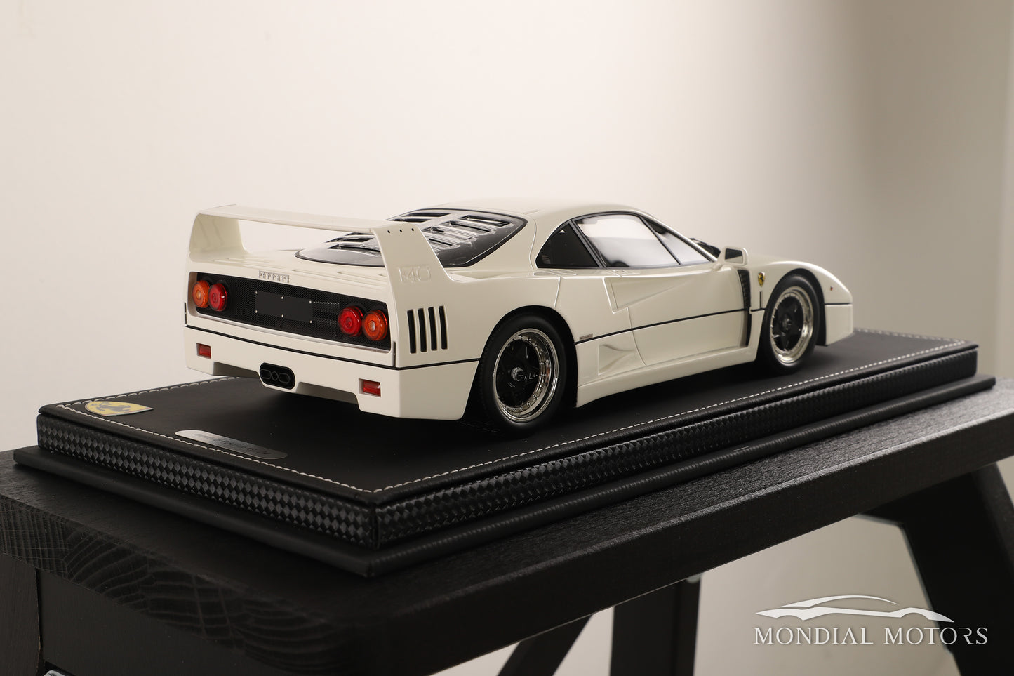 Ferrari F40 1:18