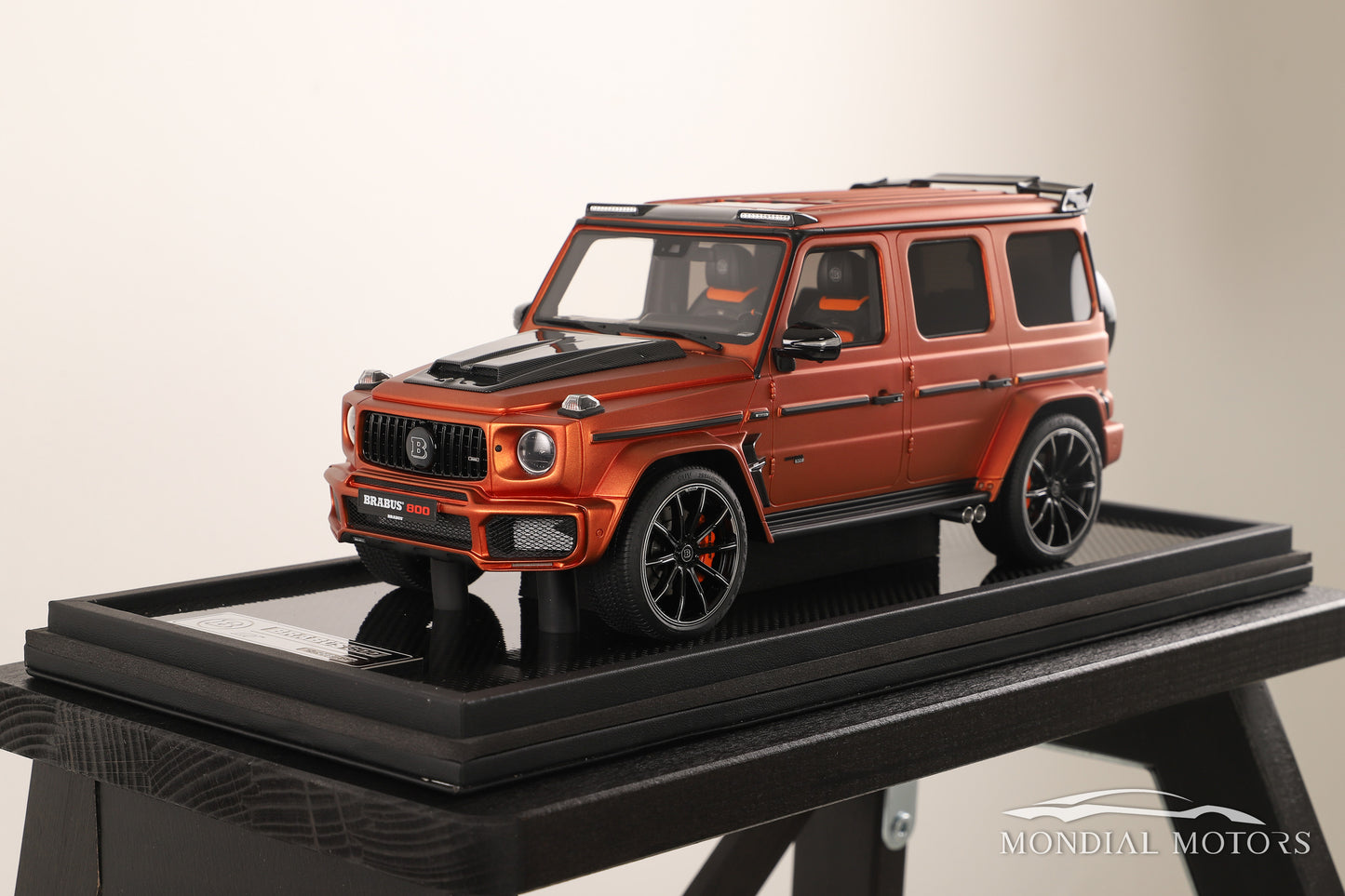 Mercedes-AMG G63 BRABUS 800 1:18