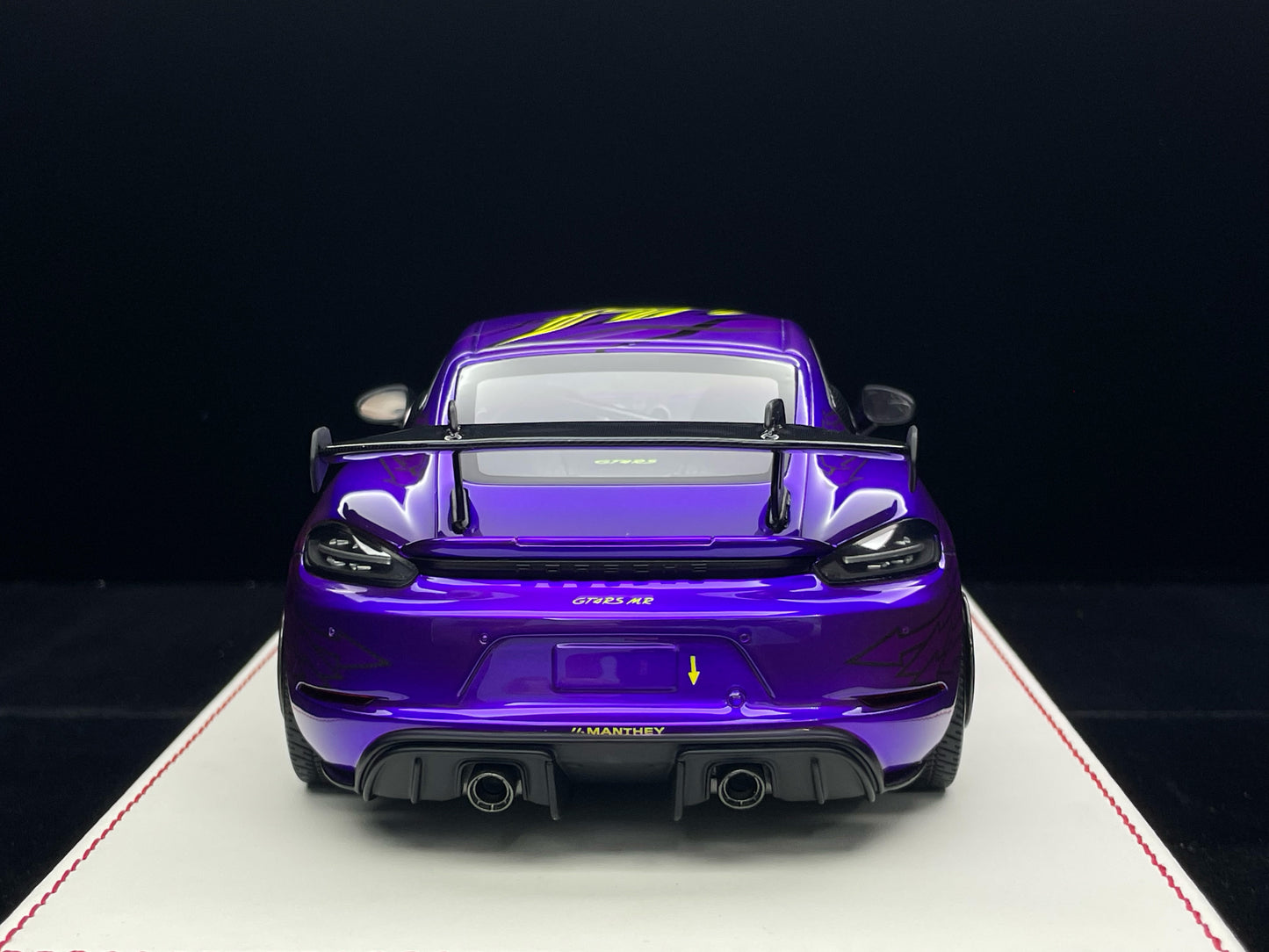 Porsche 911 GT4 RS (Gloss Metallic Purple)