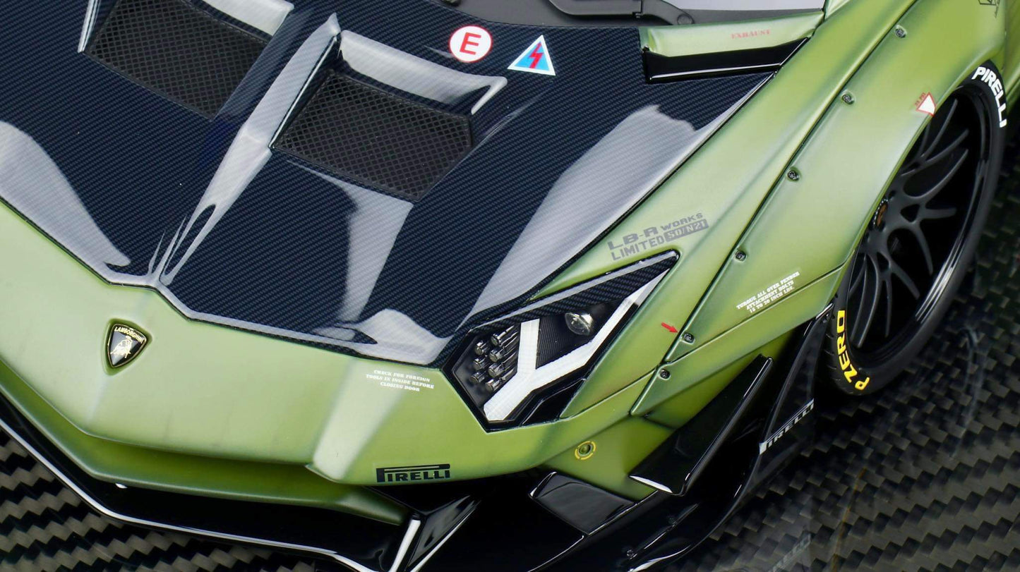 Lamborghini Aventador (Military Green) 1:12 scale
