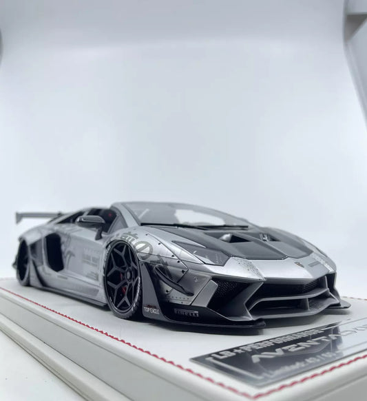 Lamborghini Aventador LBWK (Illegal Night) 1:18 scale