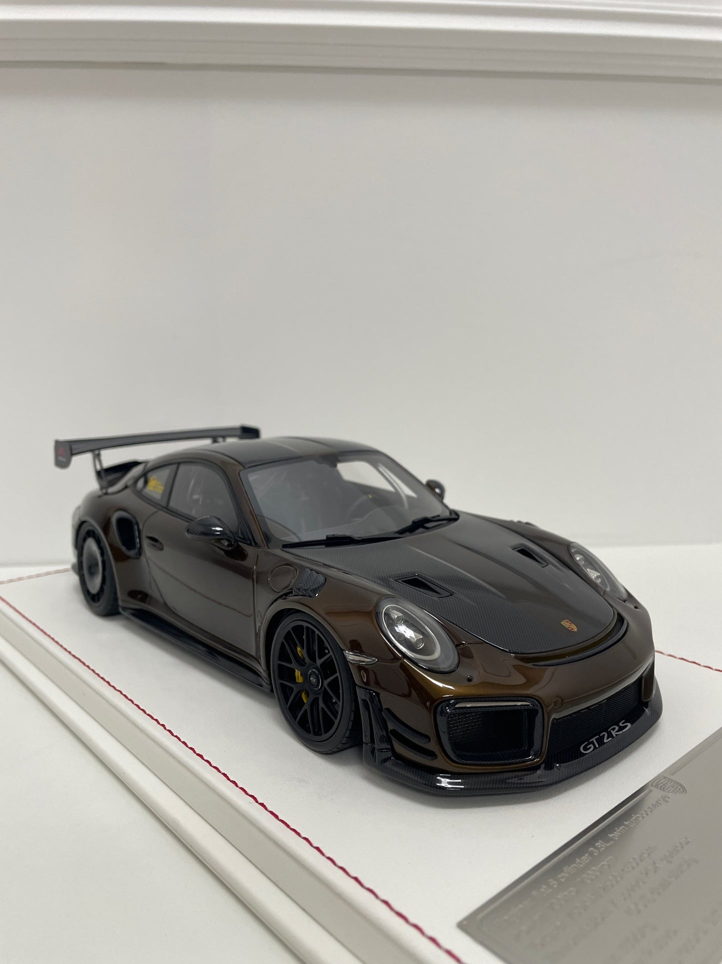 Porsche 911 GT2 RS MR (Dark Brown) 1:18 scale