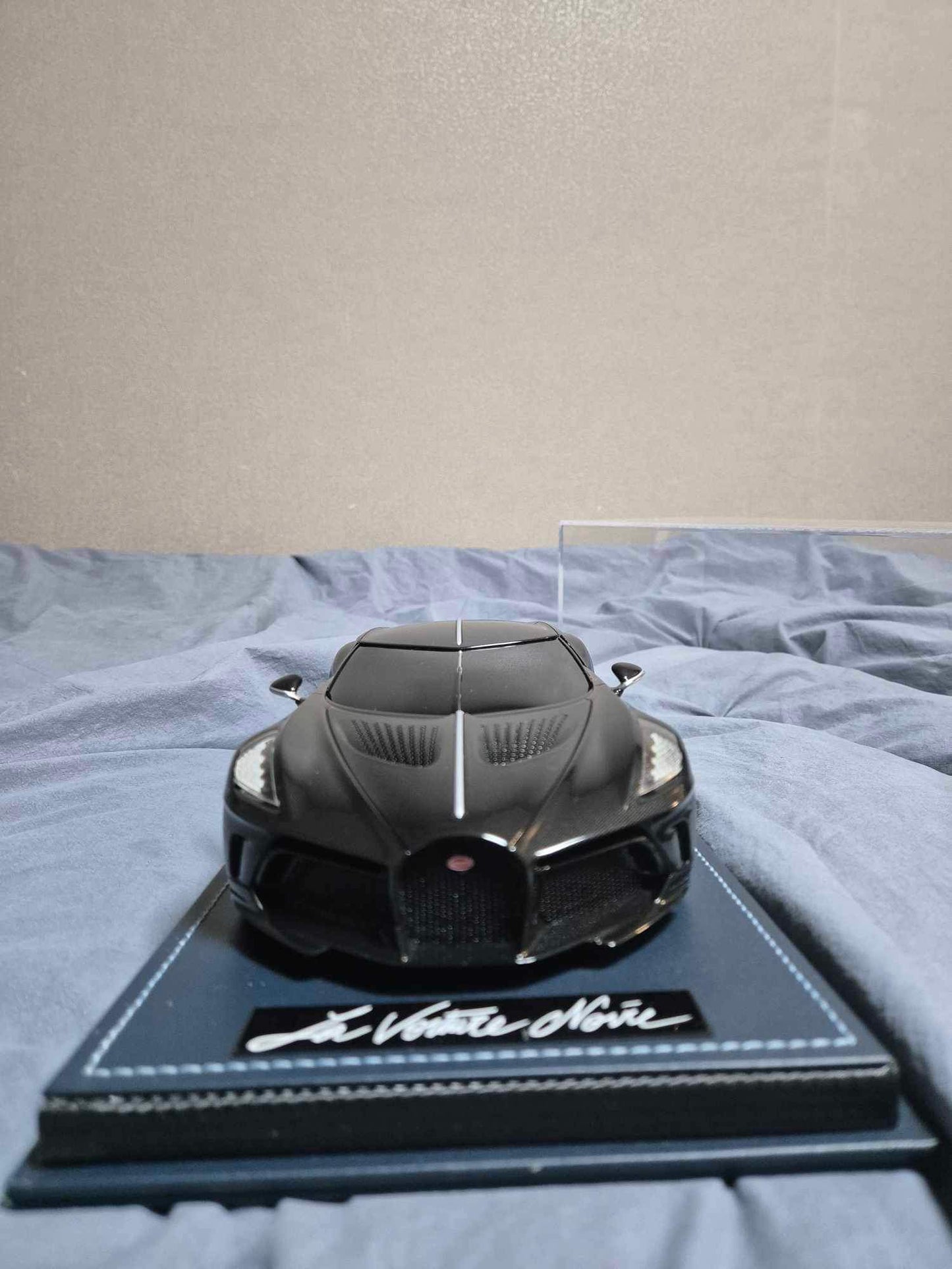 Bugatti La Voiture Noire 1:18 scale