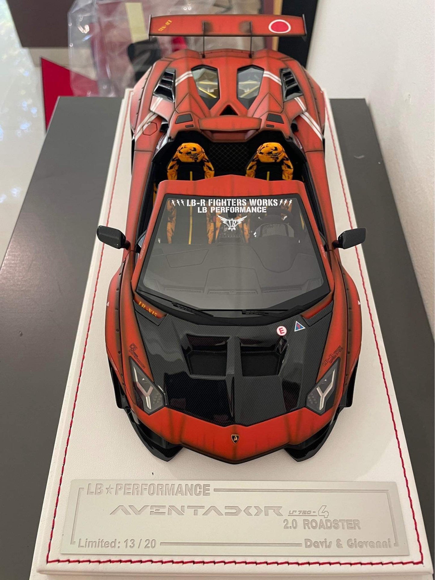 Lamborghini Aventador Roadster (Matt Orange) 1:18 scale