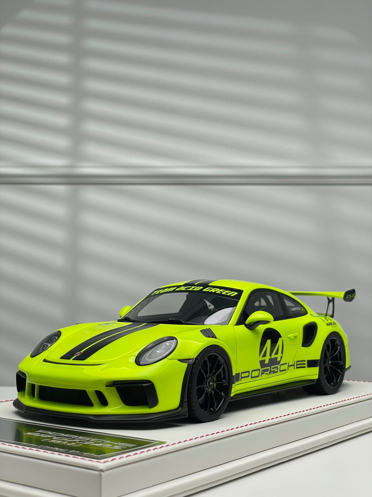 Porsche 911 GT3 RS (Acid Green)